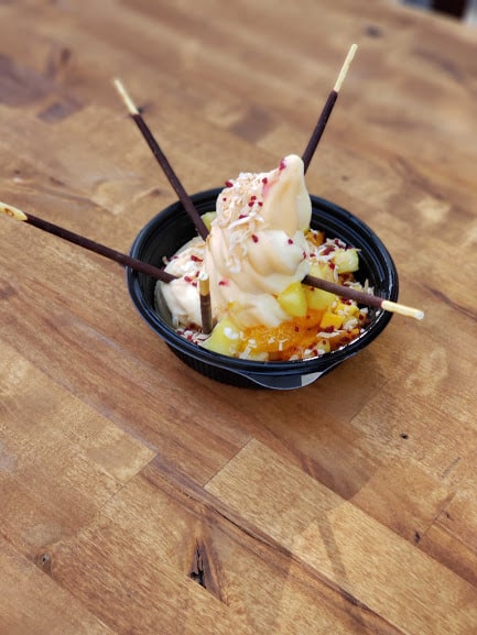disneyland resort tropical hideaway food review twisted ambush dole whip loaded