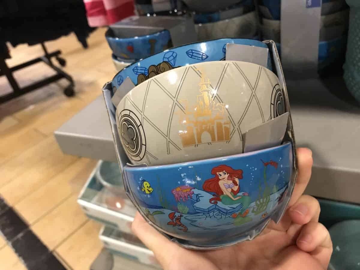 character warehouse dec 2018 mermaid condiment bowls 2