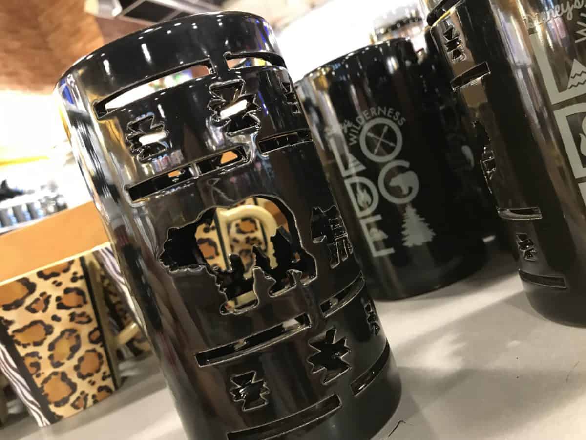 character warehouse dec 2018 wl candle back