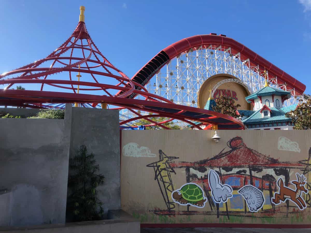 disneyland december 2018 jessie's critter carousel side wall