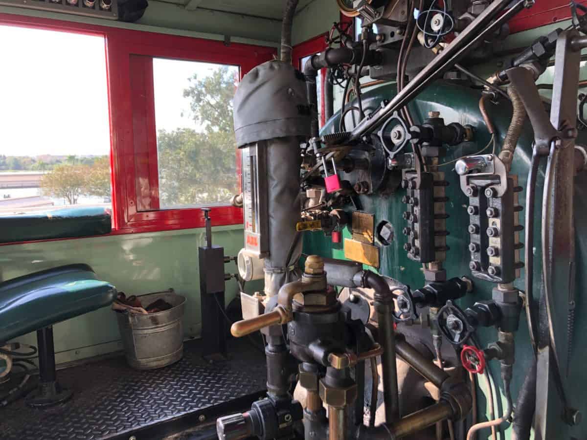 mechanics of the railroad engine