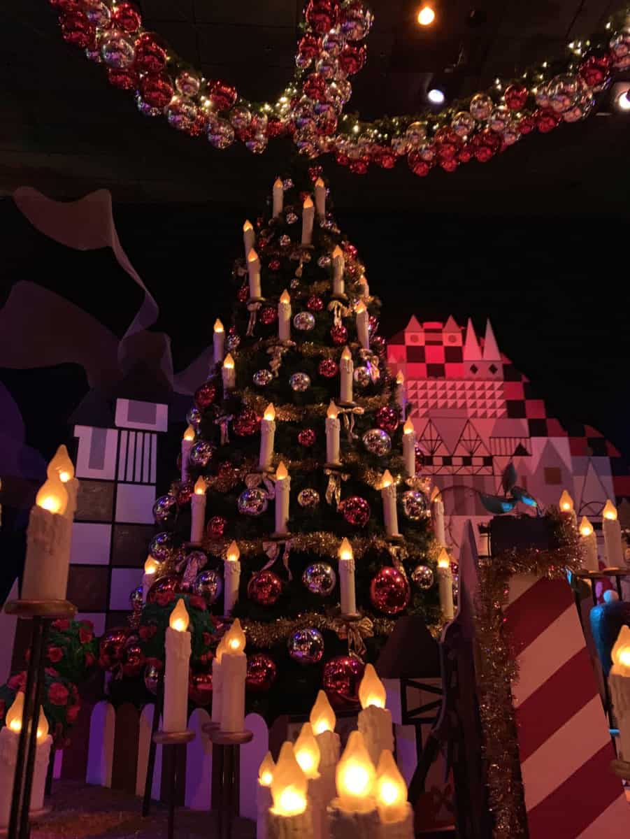 disneyland resort christmas tree it's a small world holiday