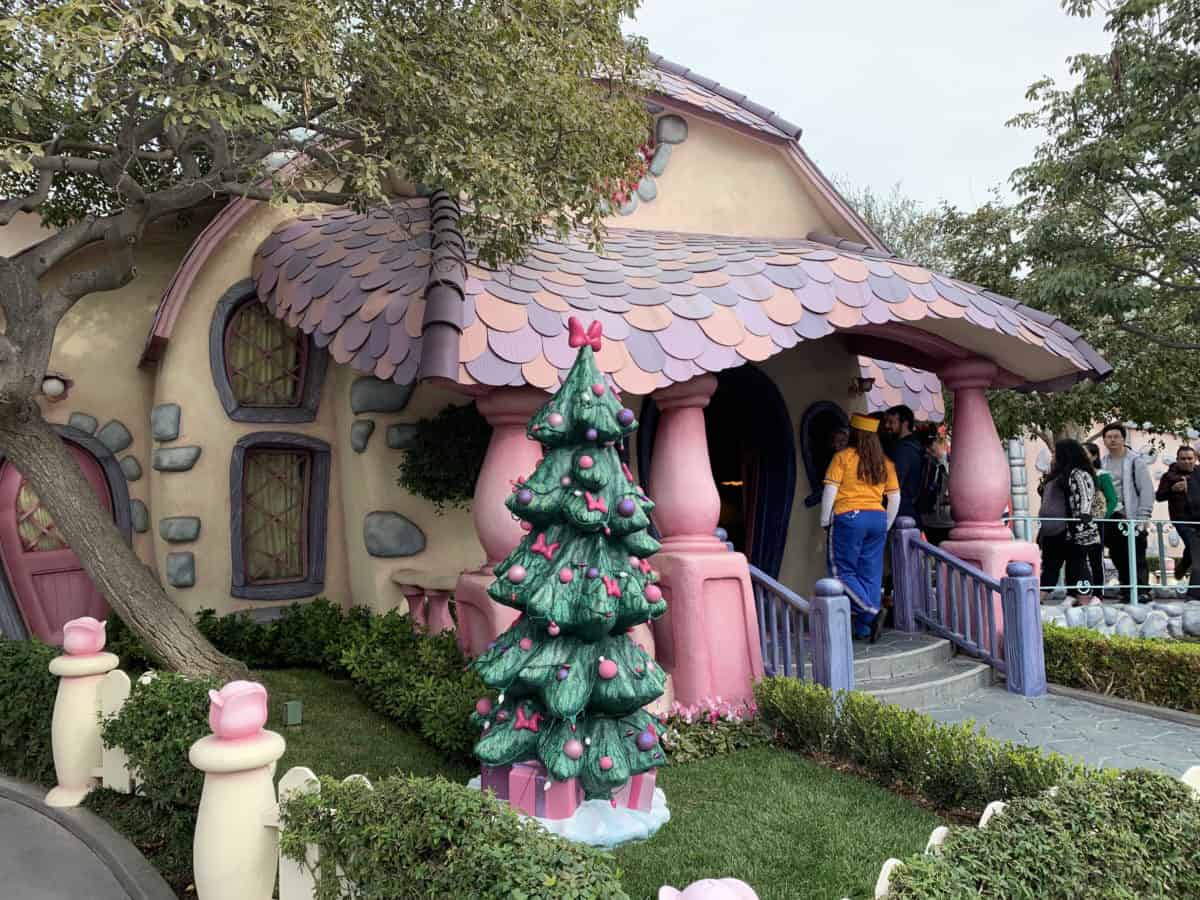 disneyland resort christmas tree minnie's house
