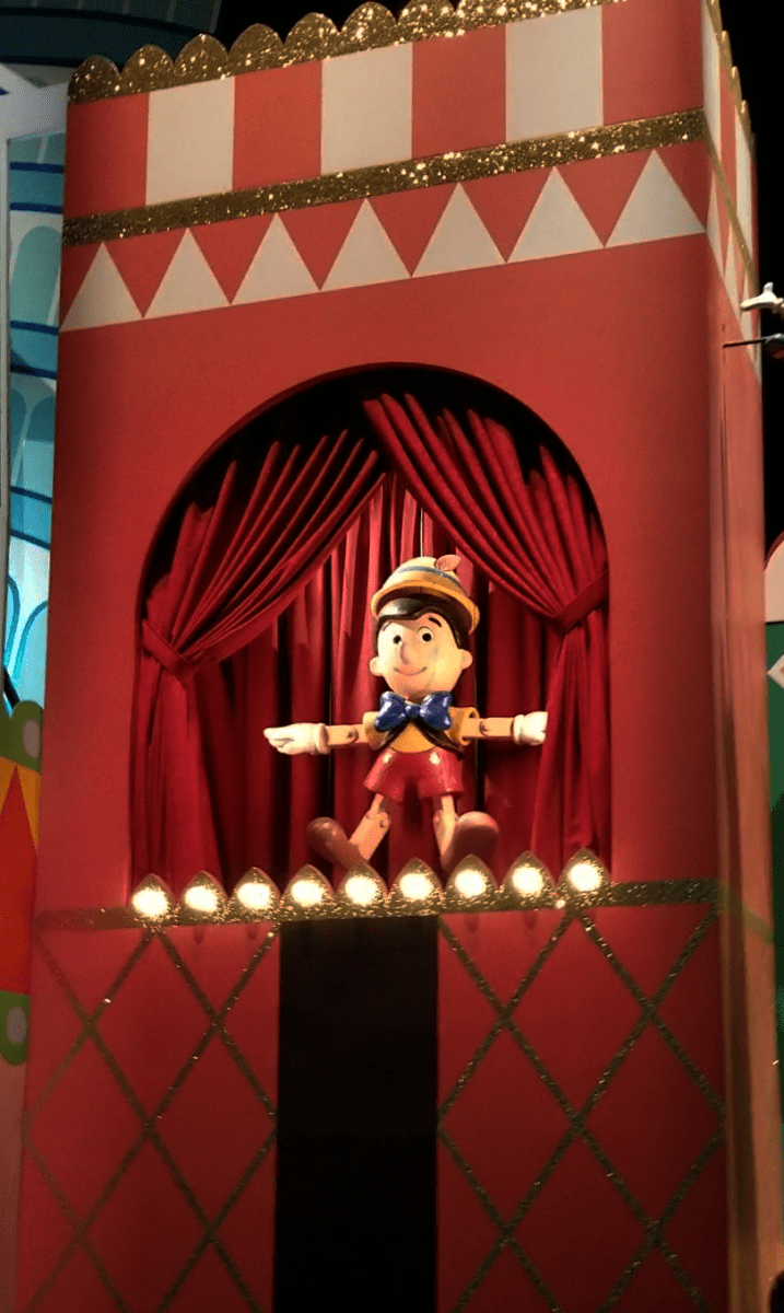 it's a small world tokyo disneyland 2
