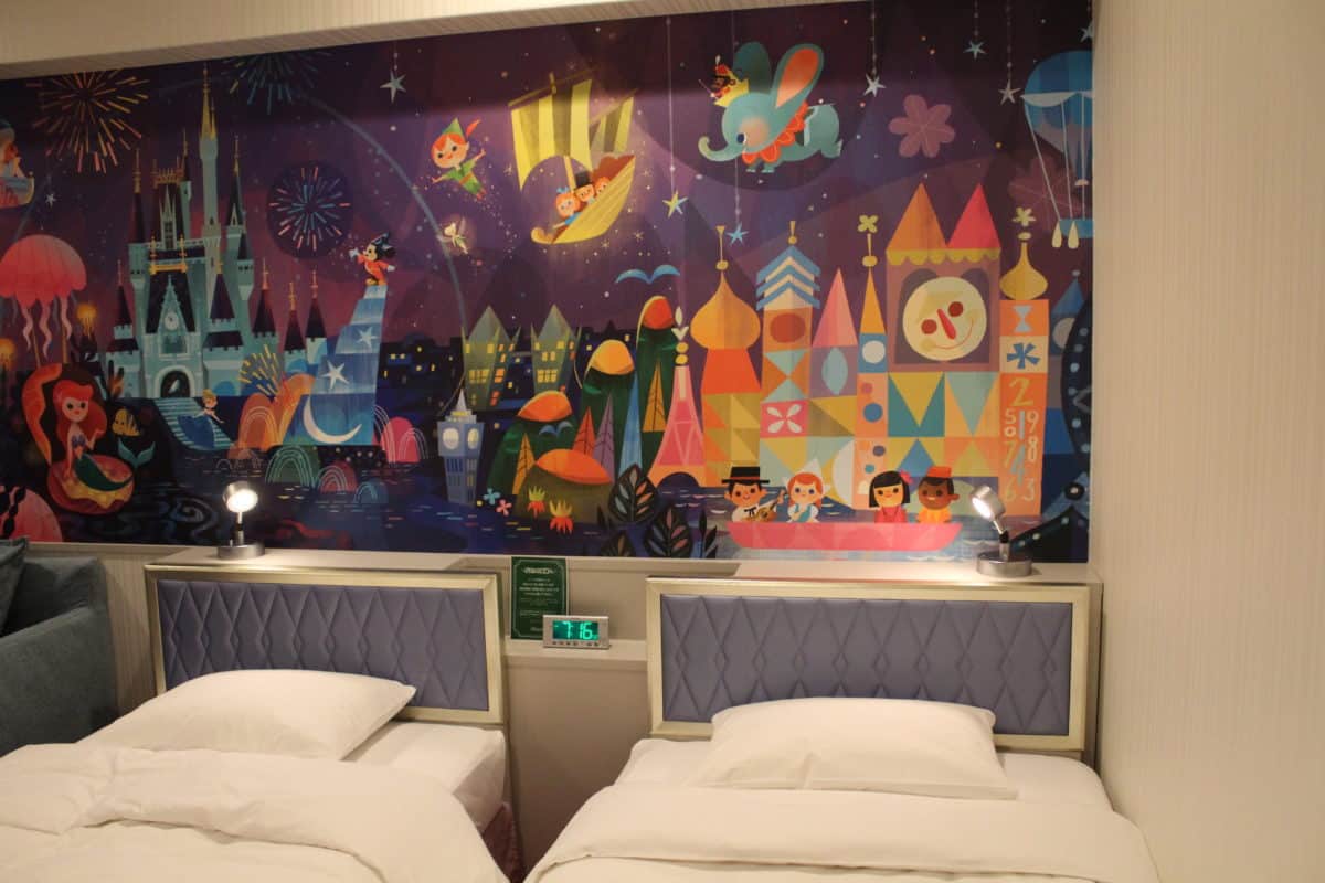 Tokyo Disney Celebration Wish hotel mural 3