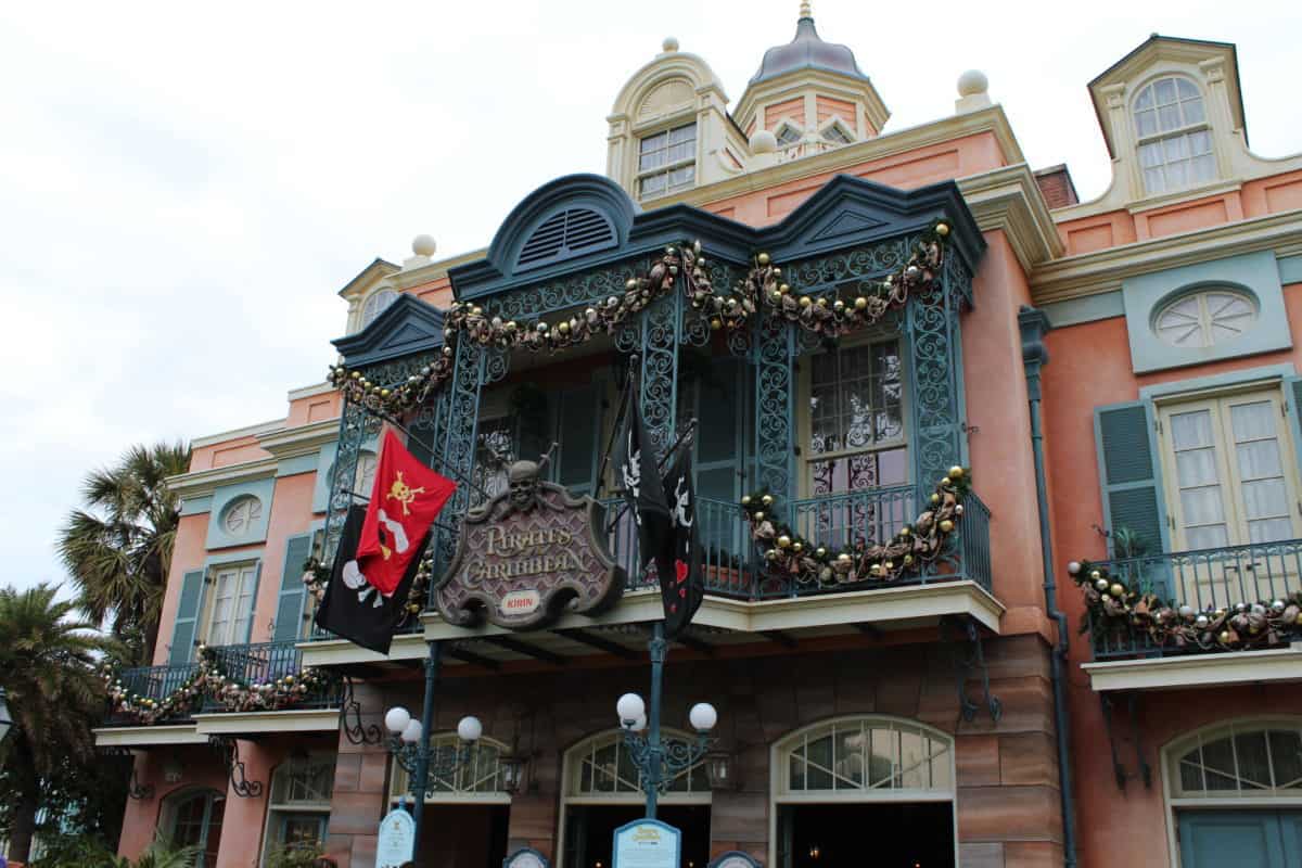 Tokyo Disneyland Pirates of the Caribbean 