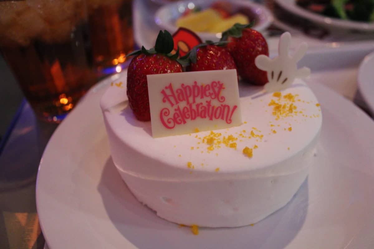 Special Cake at Tokyo Disneyland 2