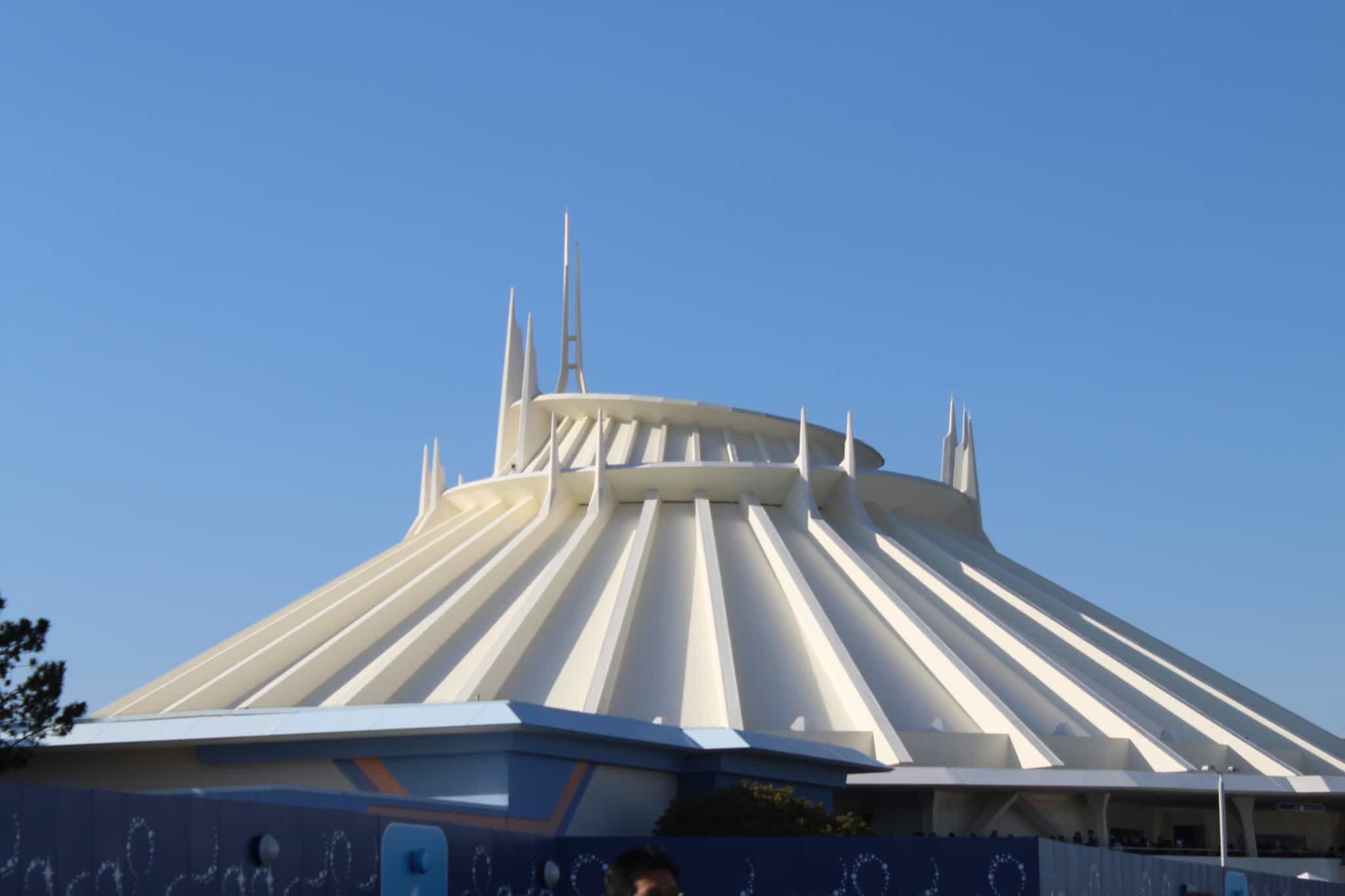 Space Mountain Tokyo Disneyland