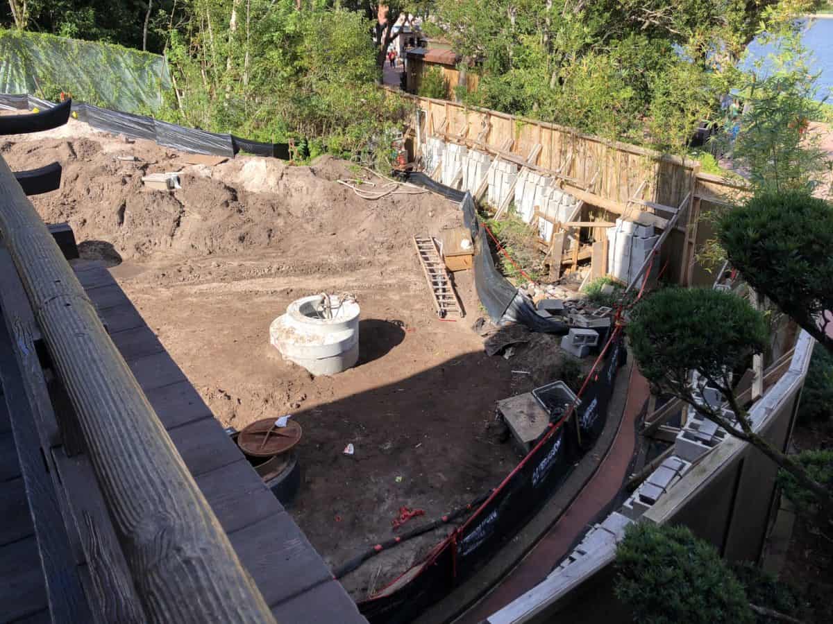 epcot january 2019 illuminations construction lagoon