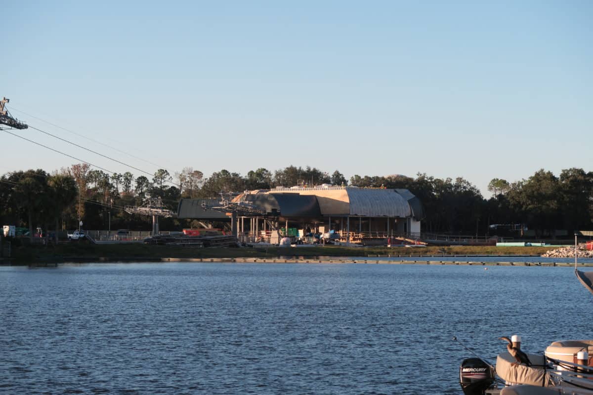 riviera resort skyliner station construction