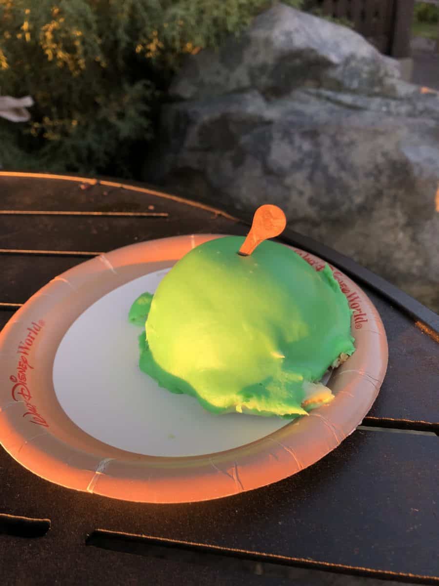 sven apple cheesecake kringla bakeri norway epcot