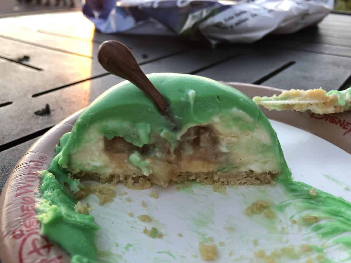 sven apple cheesecake kringla bakeri norway epcot