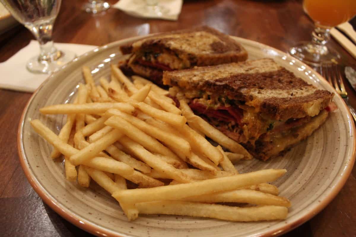 Desserts Steaks Kona Cafe Disney's Polynesian Village Resort Walt Disney World Dining Review