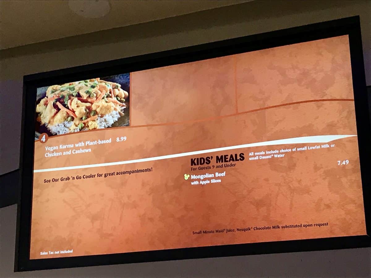 sunshine seasons vegan chik'n korma pineapple sundae cupcake vegan mini carrot loaf epcot dining review walt disney world