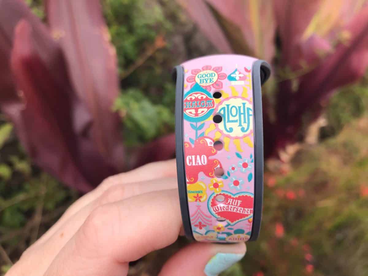 it's a small world magicband mary blair animal kingdom walt disney world