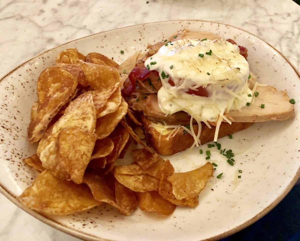 the plaza restaurant magic kingdom walt disney world dinner review january 2019