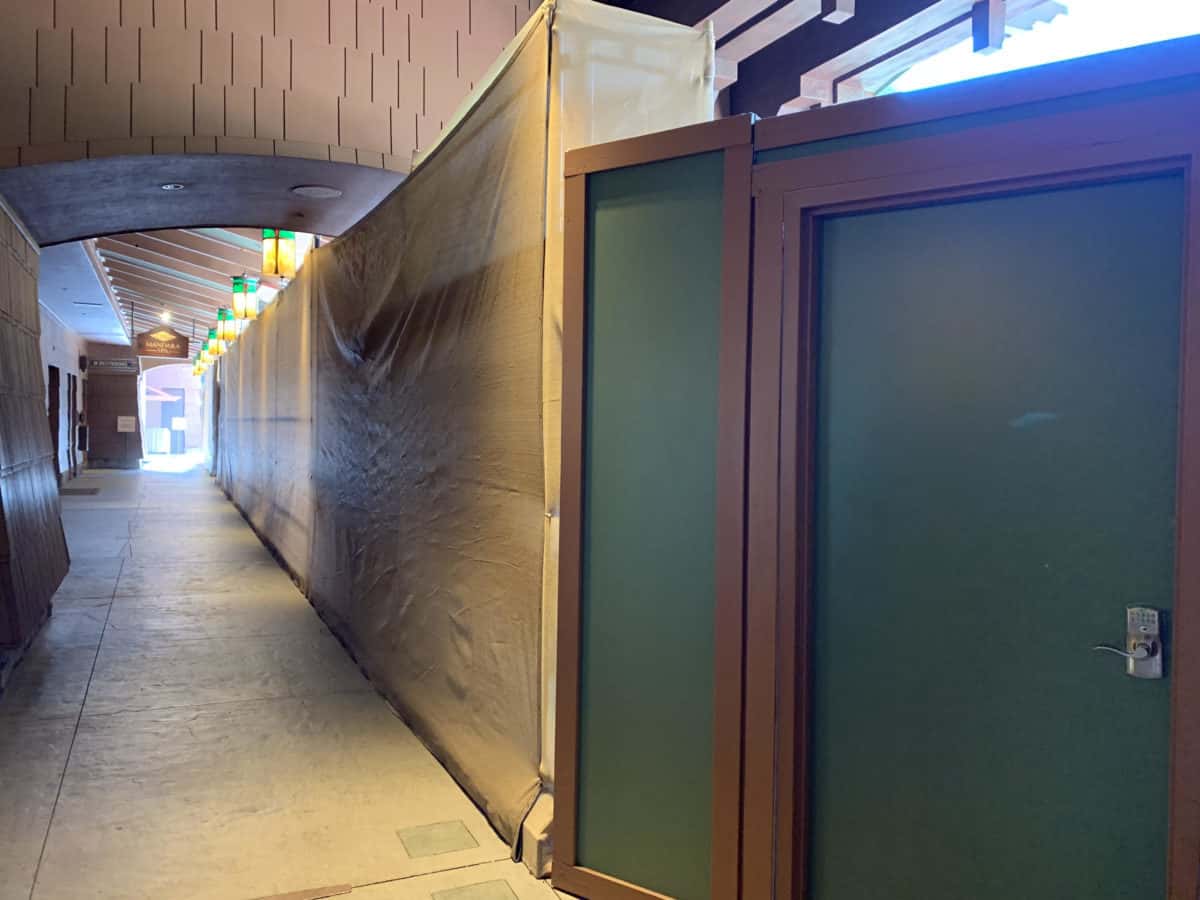 disney's grand californian hotel and spa white water snacks and pool bar construction