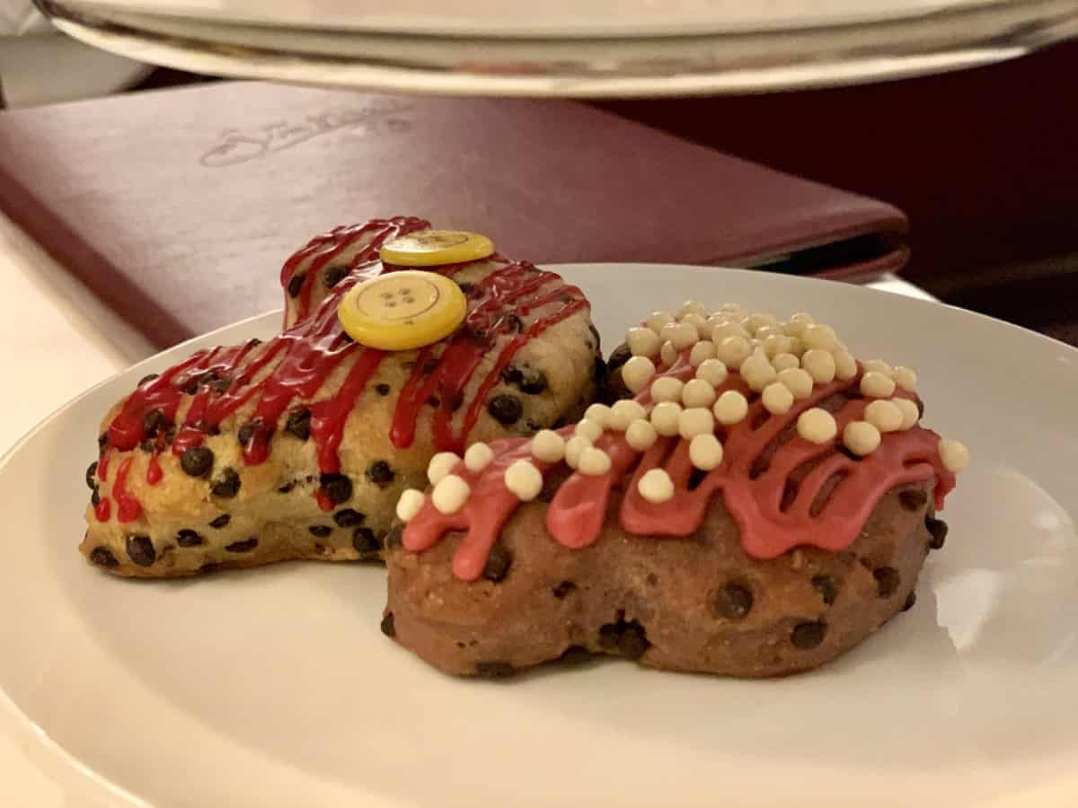 disney's grand californian hotel and spa white water snacks and pool bar construction