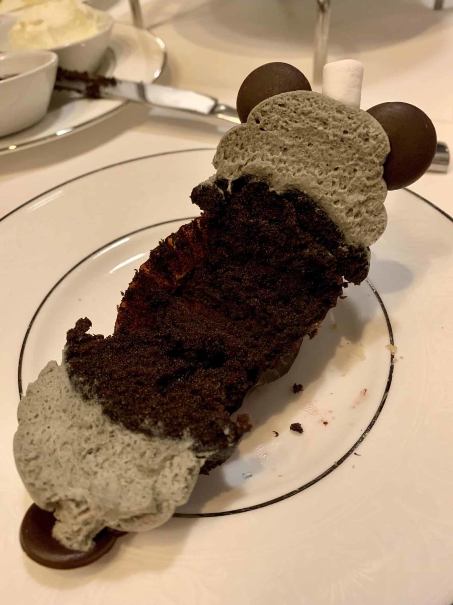 disney's grand california hotel and spa white water snacks and pool bar construction