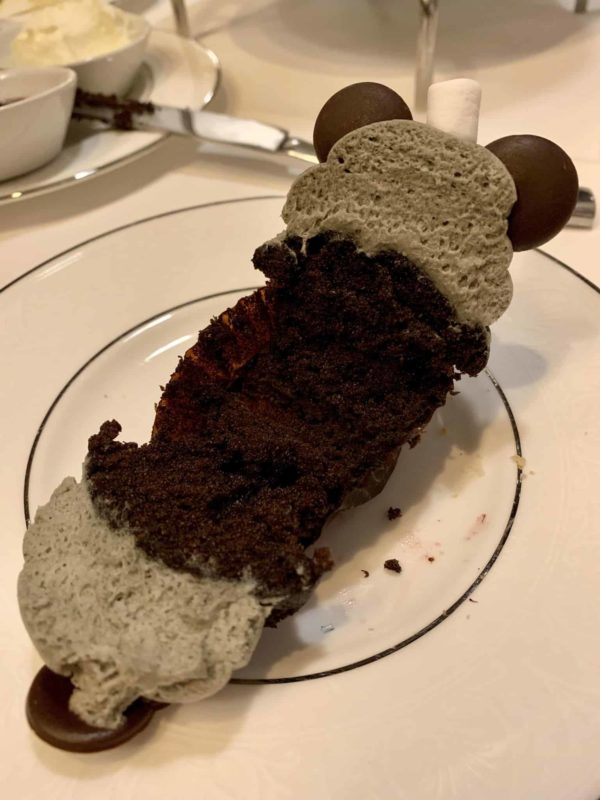 disney's grand california hotel and spa white water snacks and pool bar construction