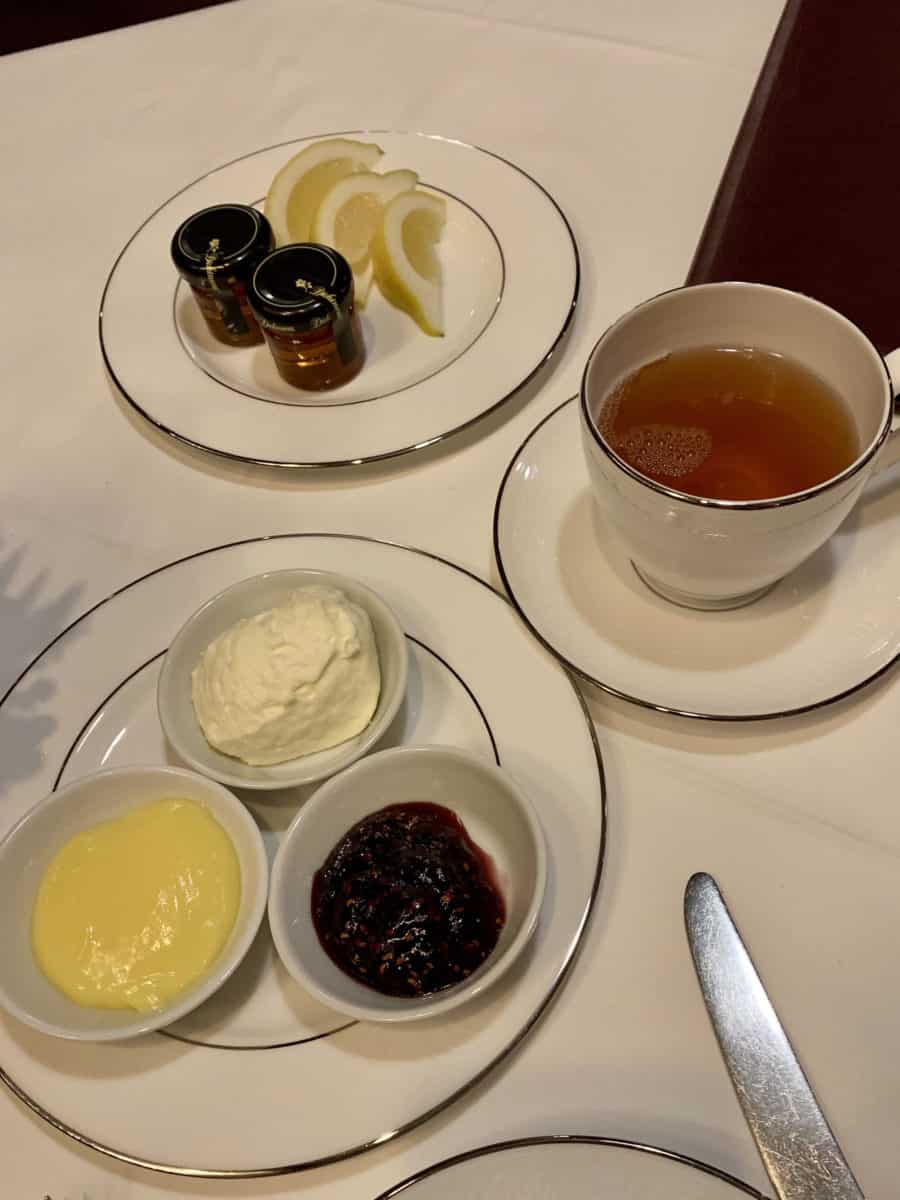 disney's grand california hotel and spa white water snacks and pool bar construction