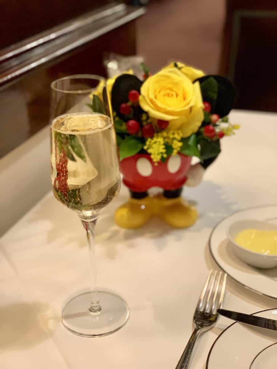 disney's grand california hotel and spa white water snacks and pool bar construction