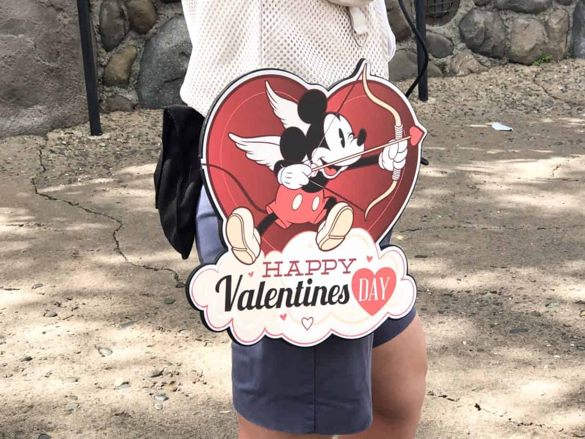 PhotoPass Valentine&rsquo;s Day sign