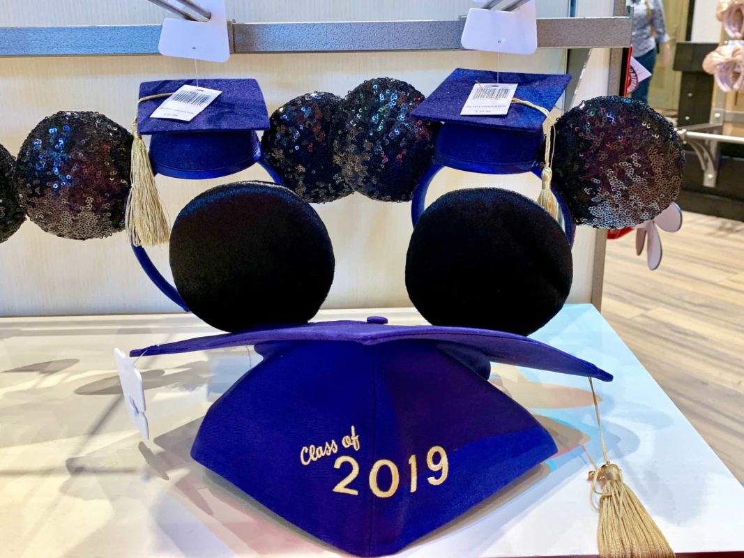 2019 Graduatoin Merch Disneyland Resort
