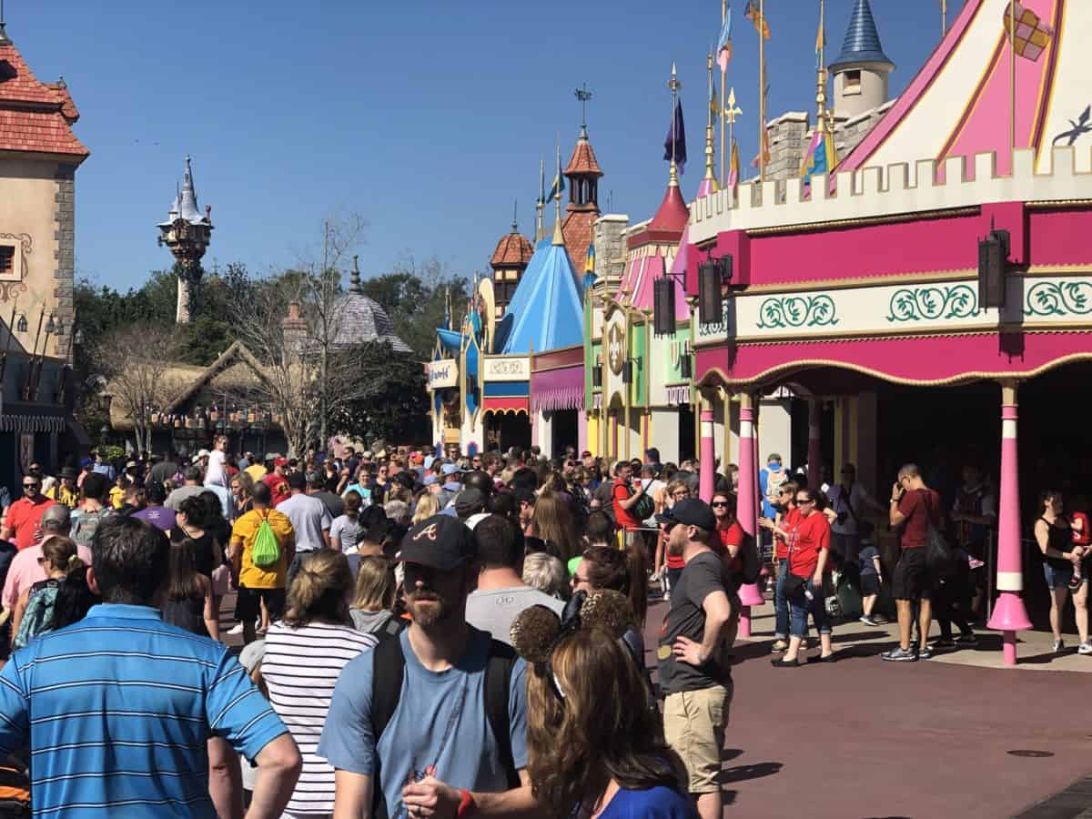 It&rsquo;s a small world line