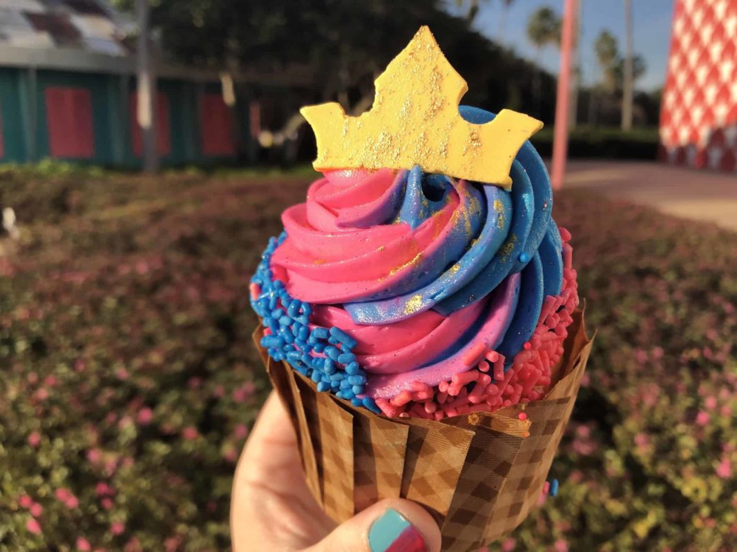 Sleeping beauty cupcake