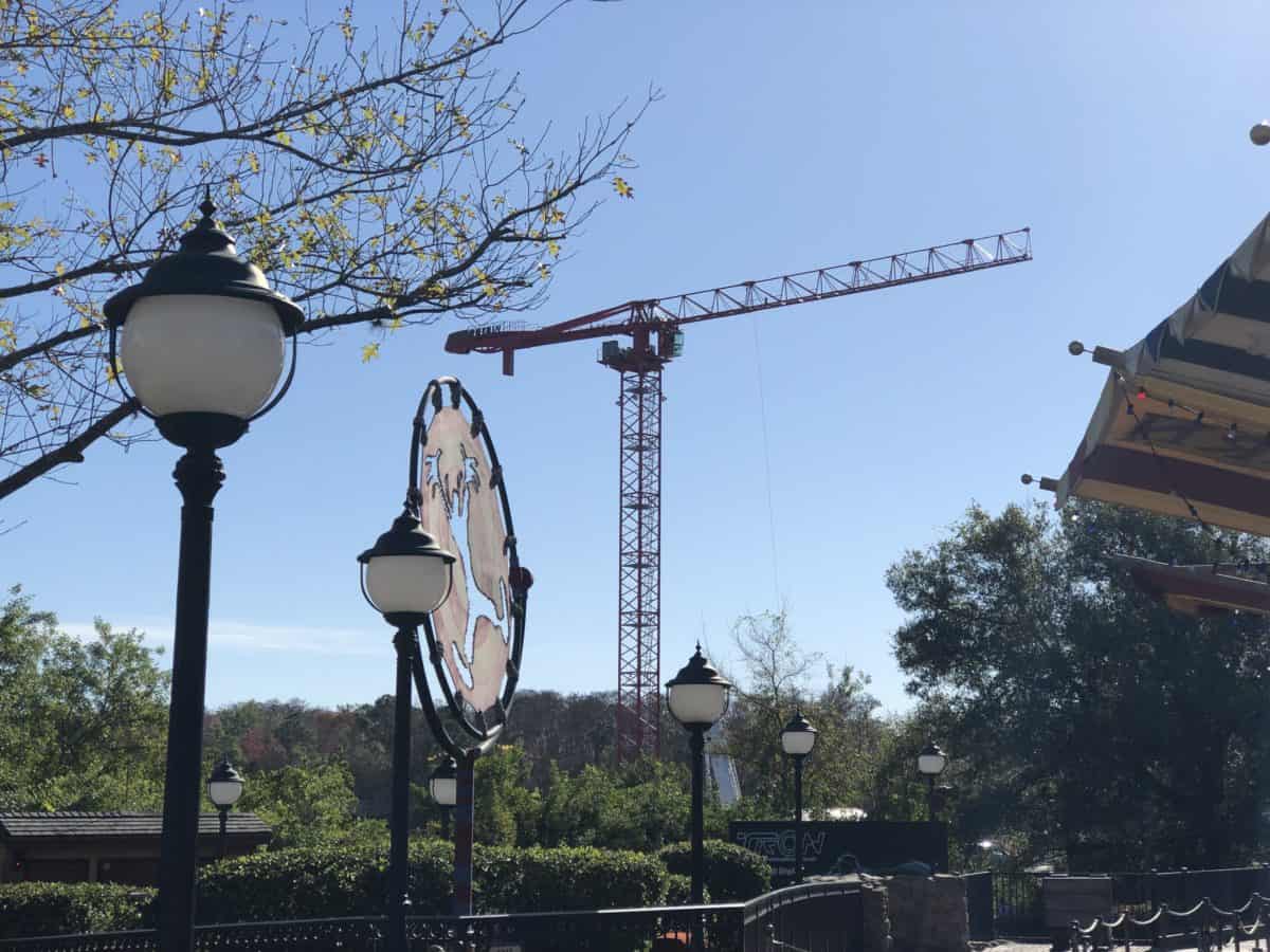 TRON Crane