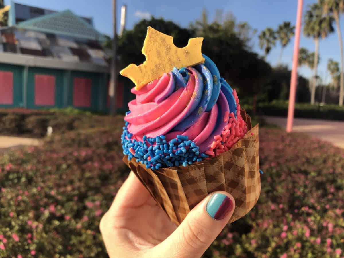Sleeping beauty cupcake all star music walt disney world