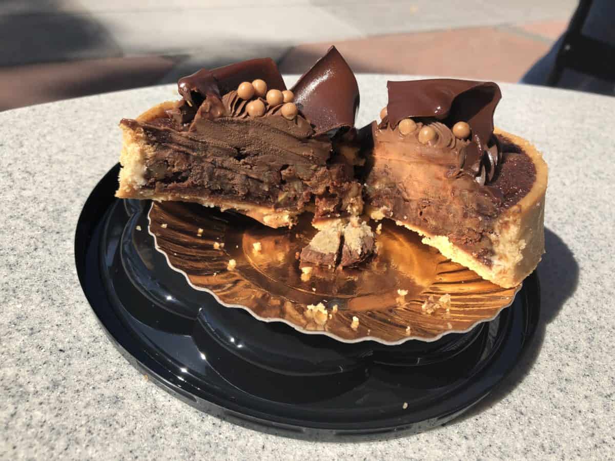 Chocolate pecan tart