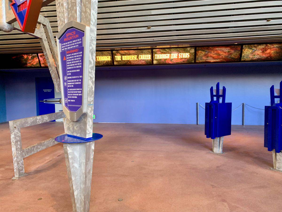 Disneyland Park Space Mountain Fast Pass