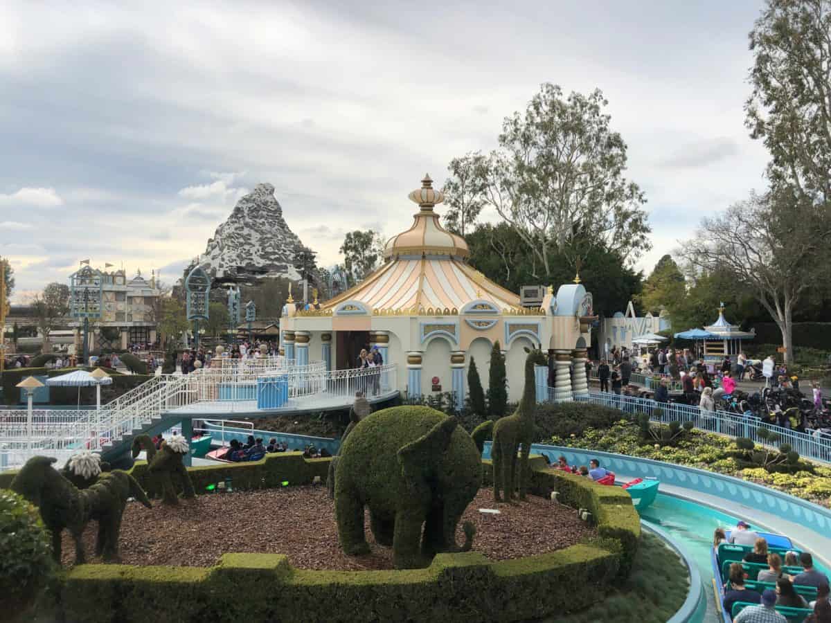 PHOTO REPORT Disneyland Park Steamboat Willie Popcorn Bucket Castle Construction Characters