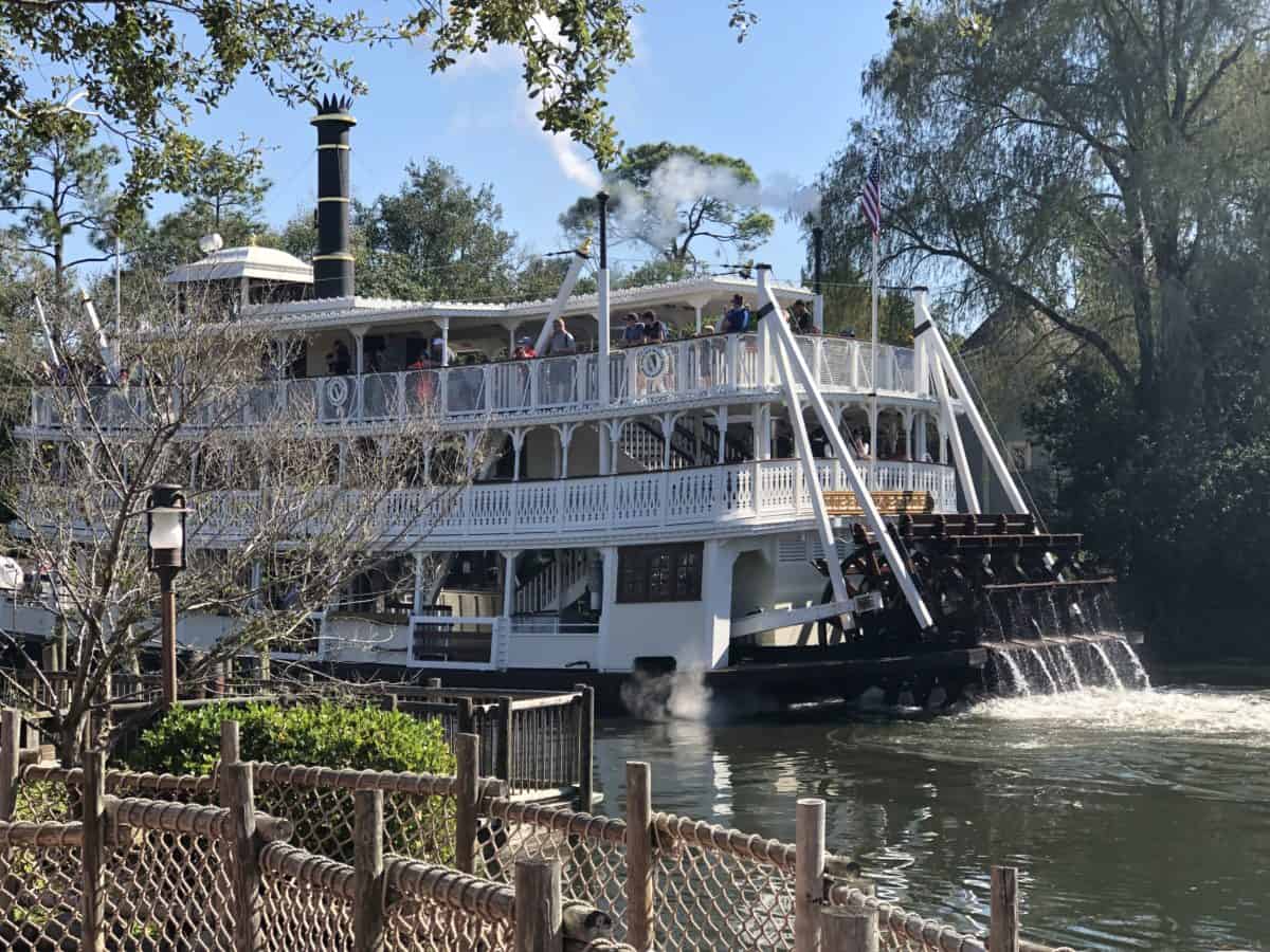 Liberty belle riverboat