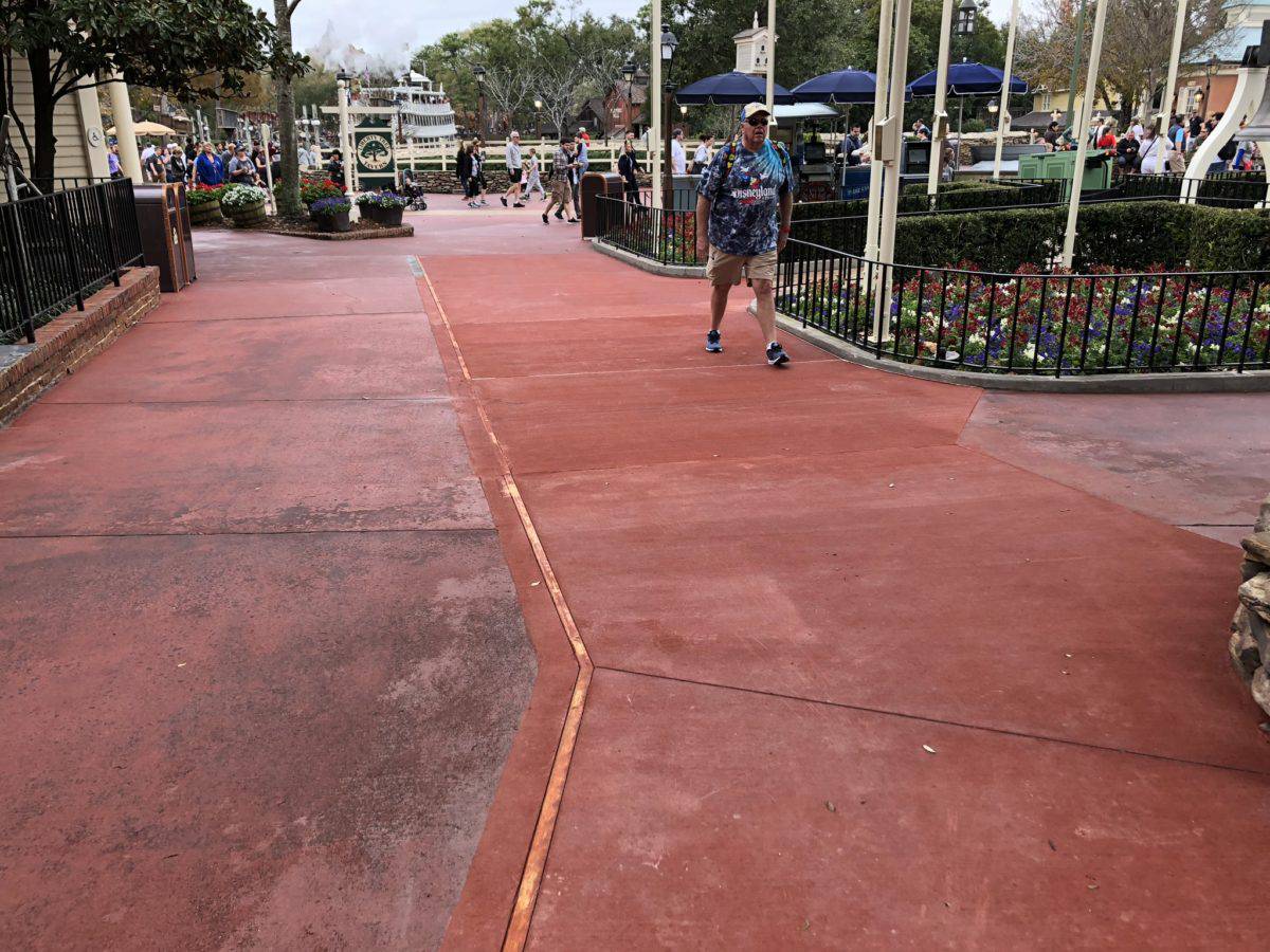 PHOTO REPORT Magic Kingdom Tomorrowland Construction Merchandise Updates PhotoPass Box