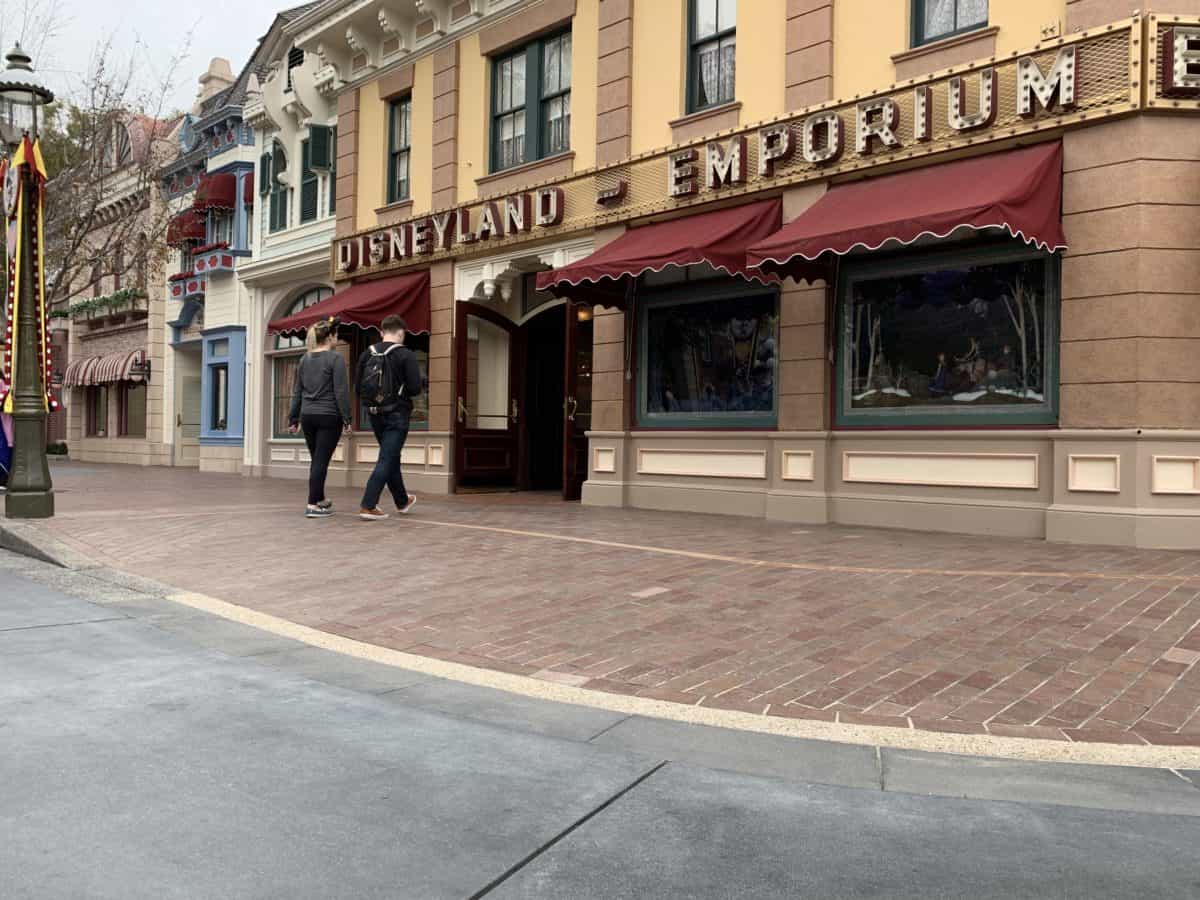 Disneyland Park Main Street curb changes
