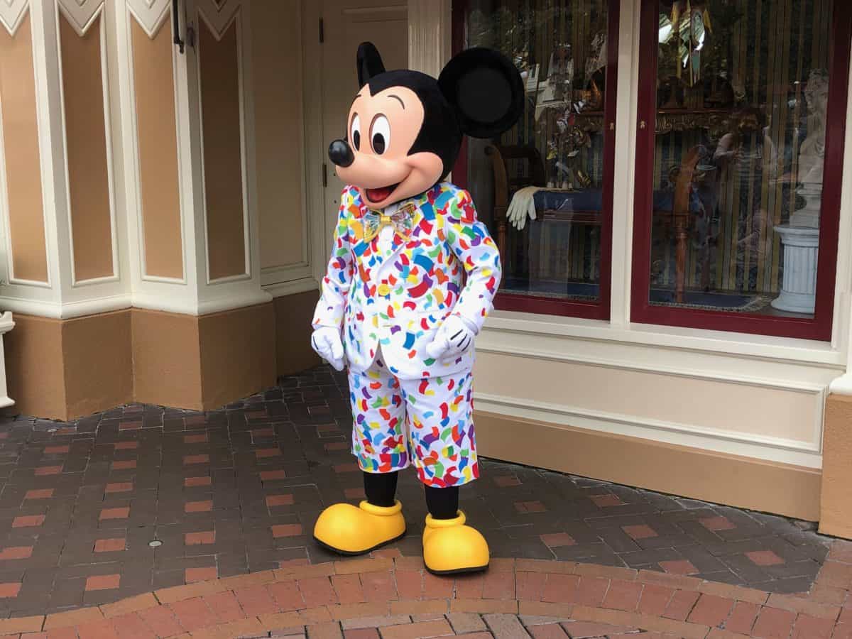 PHOTO REPORT Disneyland Park Steamboat Willie Popcorn Bucket Castle Construction Characters