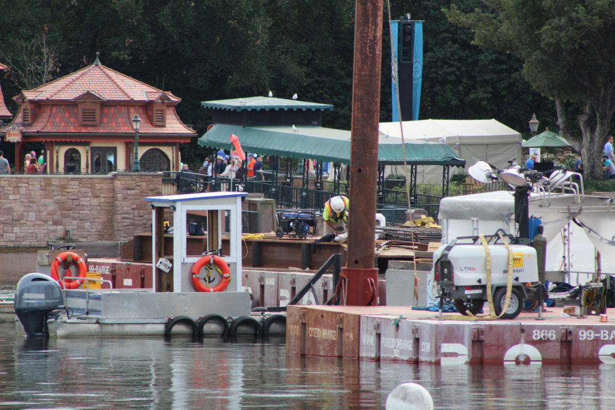 PHOTO REPORT Epcot New Merchandise World Showcase Lagoon Construction italy pavilion canada pavilion