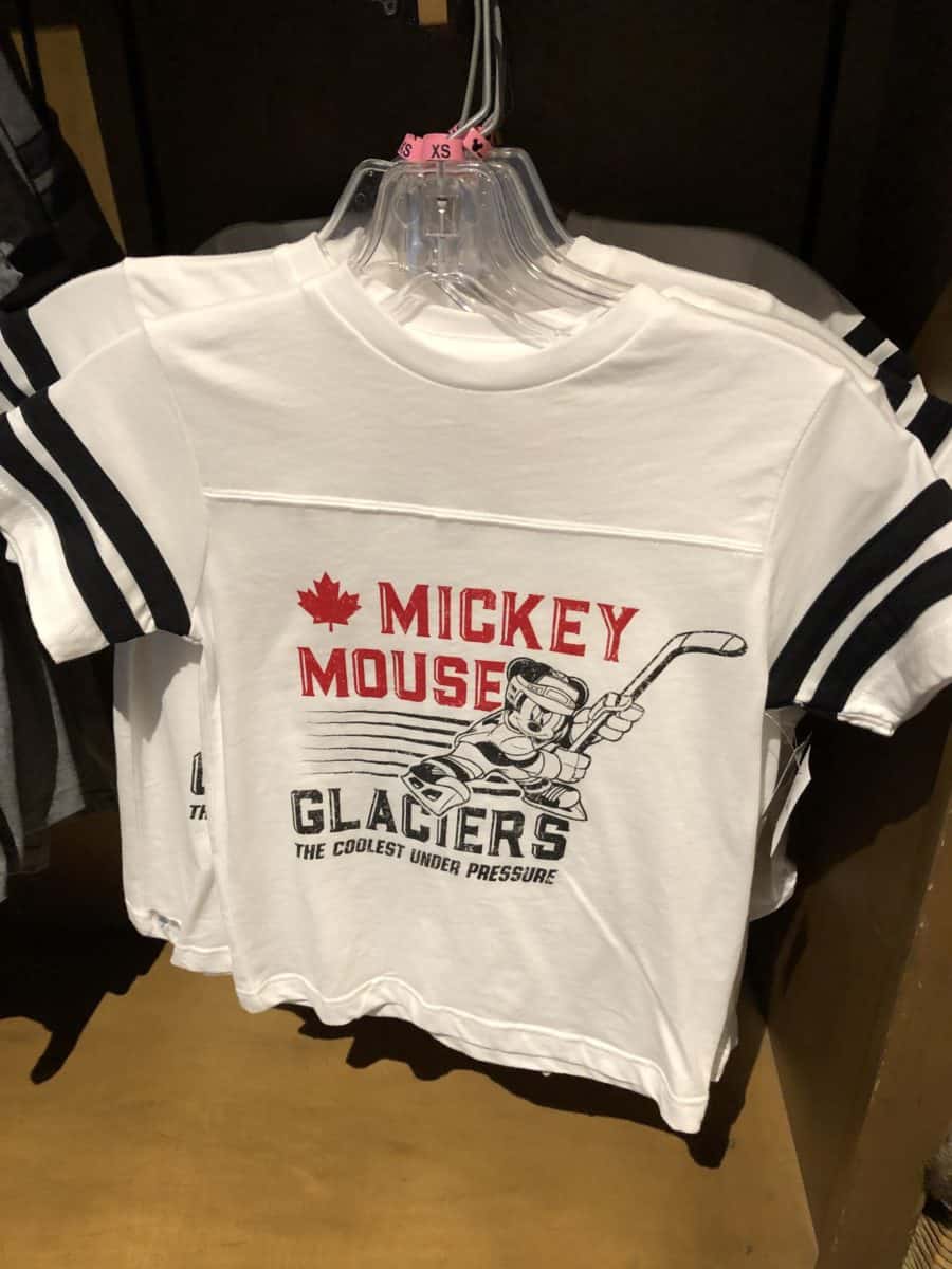 PHOTO REPORT Epcot New Merchandise World Showcase Lagoon Construction italy pavilion canada pavilion