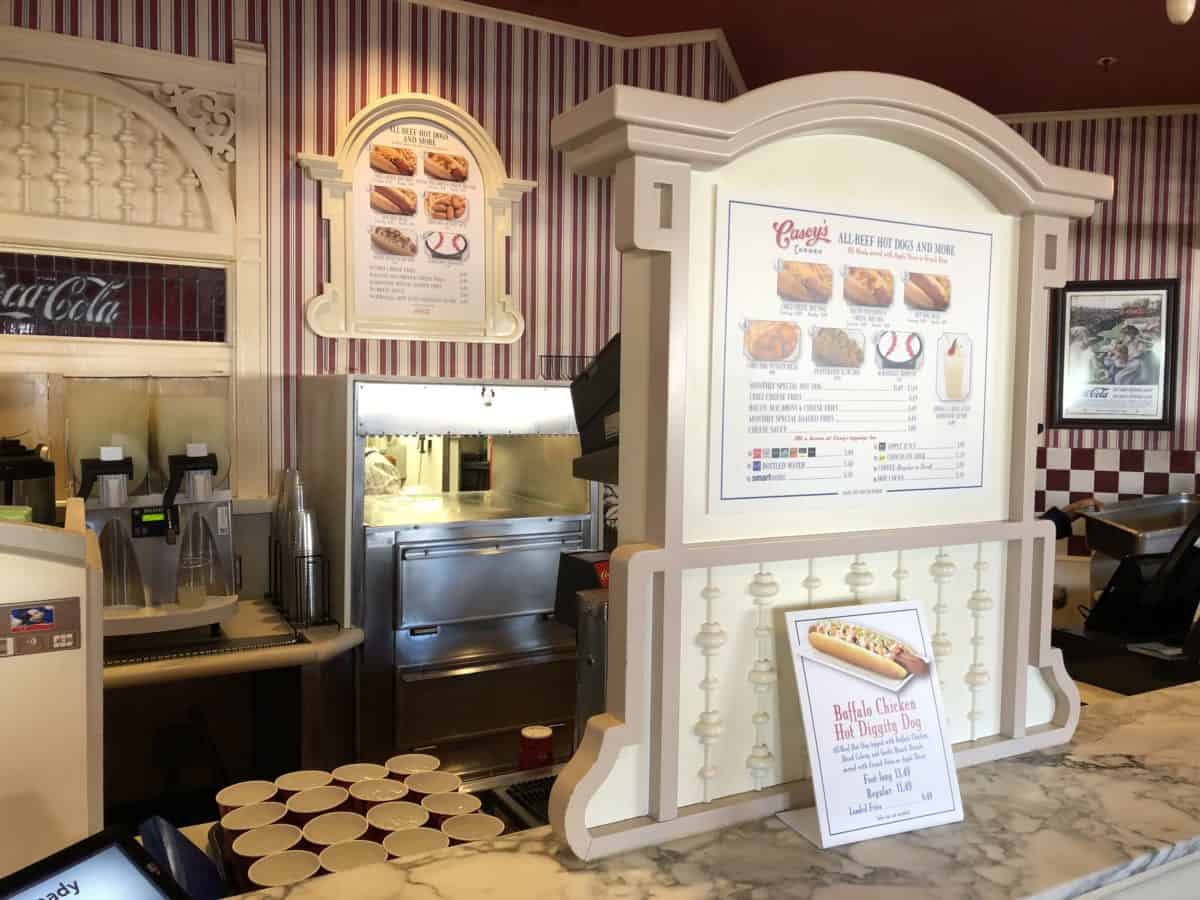 PHOTO REPORT Magic Kingdom 2/7/2019 Mickey Bubble Wand Shamrock Crispy Treat Cosmic Ray's