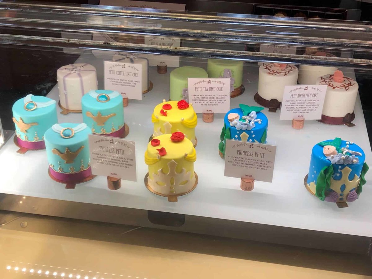 amorette's mini princess cakes rundisney princess half disney springs