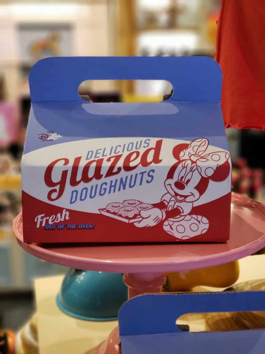 dlish tee set donuts pizza disneyland