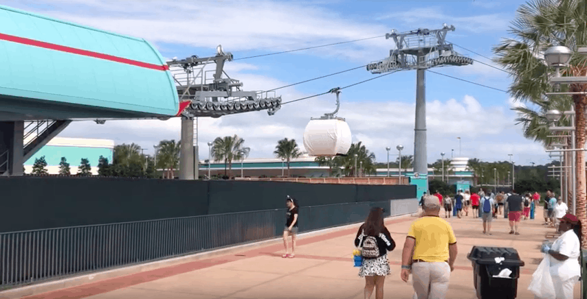 VIDEO: Watch Disney Skyliner Gondola Door Testing at Disney's Hollywood Studios 