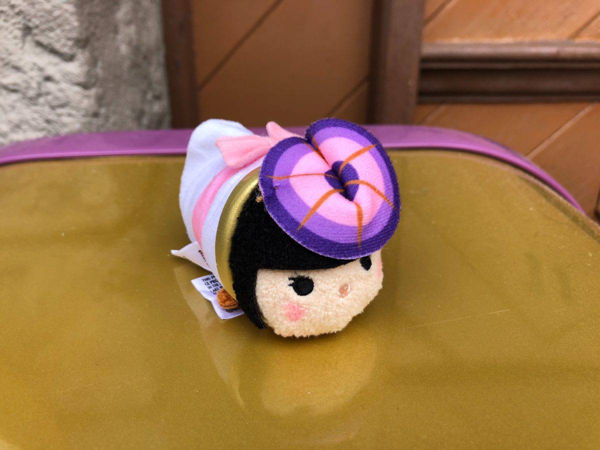 its a small world tsum tsum set disney parks