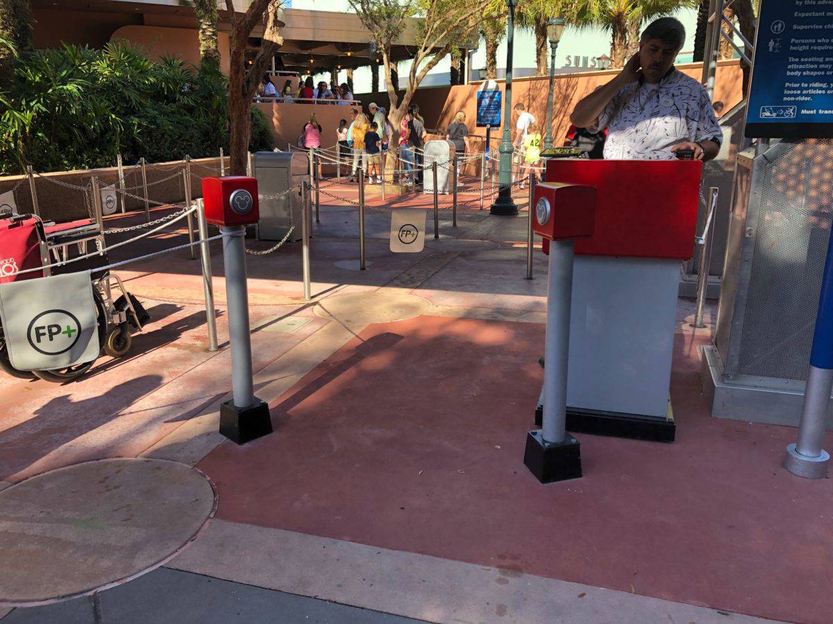 rock n roller coaster new fastpass entrance disney's hollywood studios walt disney world