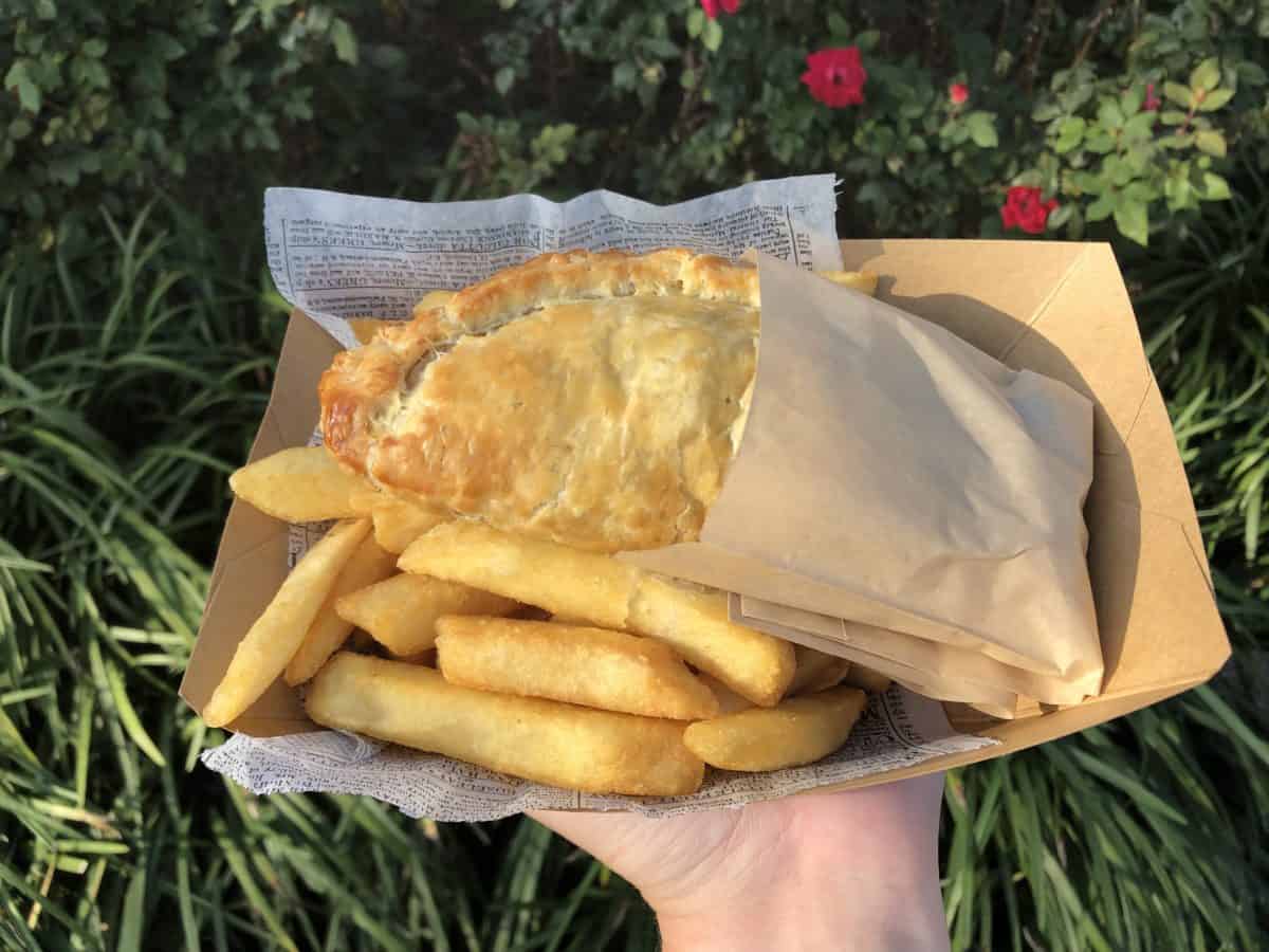 Chicken and Mushroom Meat Pie