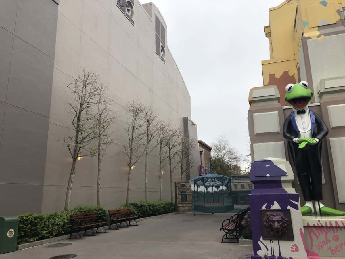 Muppet wall 