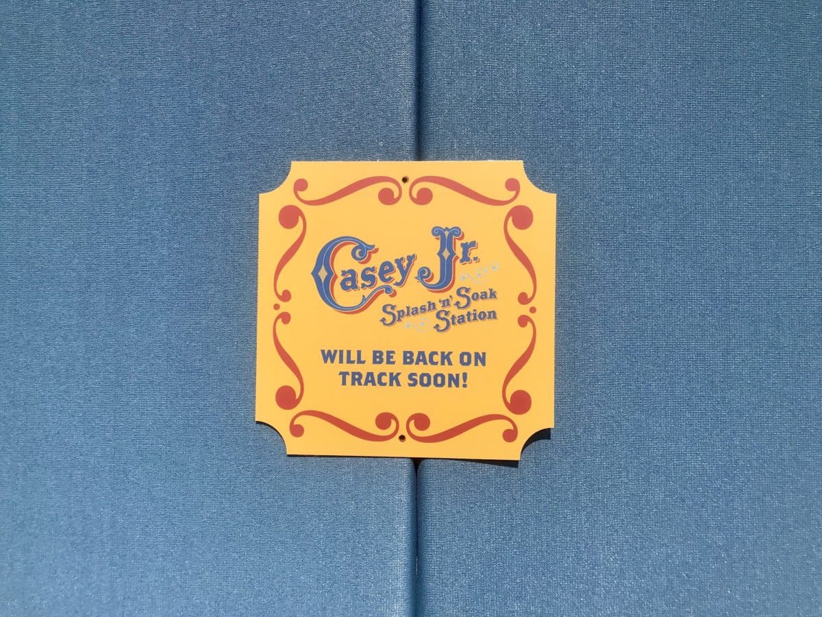 Casey Jr. Splash n Soak Station